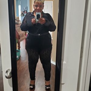 Kill Em' Pant Set